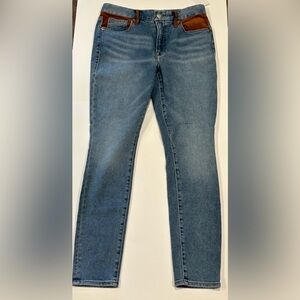 Good American Good Legs Skinny Jeans Suede Accent 8/29